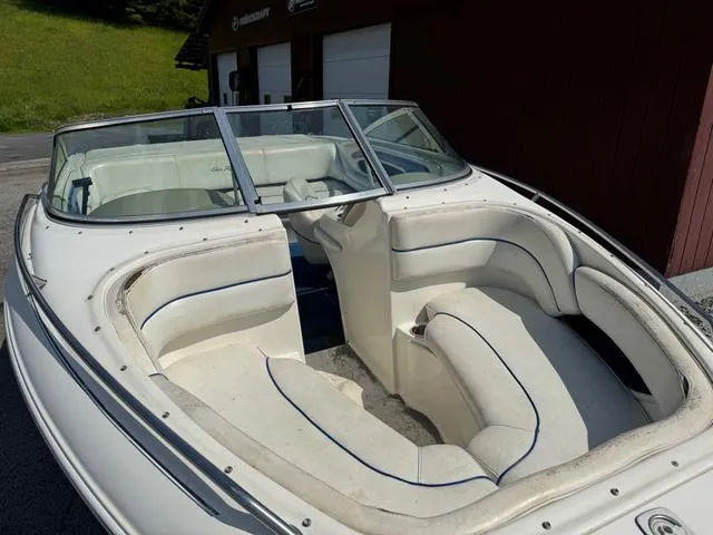 Slide: The Image of Sea Ray 190 1997 - 7