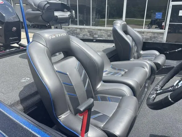 Slide: The Image of Nitro Z21 2018 - 6