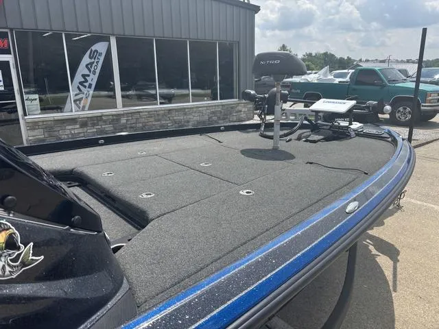 Slide: The Image of Nitro Z21 2018 - 7