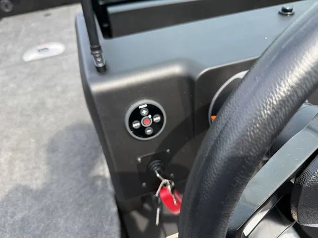 Slide: The Image of Alumacraft Trophy 185X Sport 2026 - 28