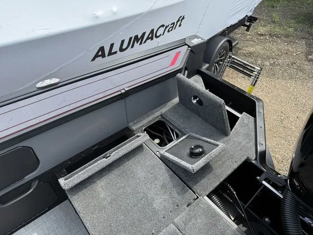 Slide: The Image of Alumacraft Trophy 185X Sport 2026 - 12