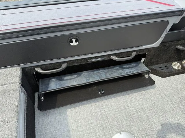 Slide: The Image of Alumacraft Trophy 185X Sport 2026 - 16