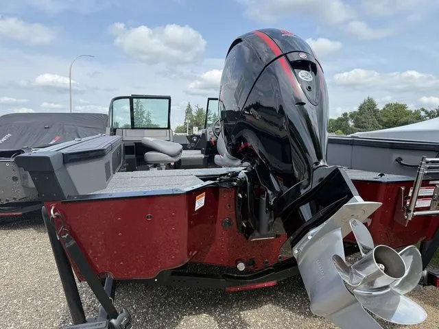 Slide: The Image of Alumacraft Trophy 185X Sport 2026 - 5