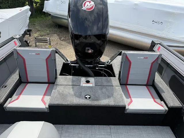 Slide: The Image of Alumacraft Trophy 185X Sport 2026 - 9