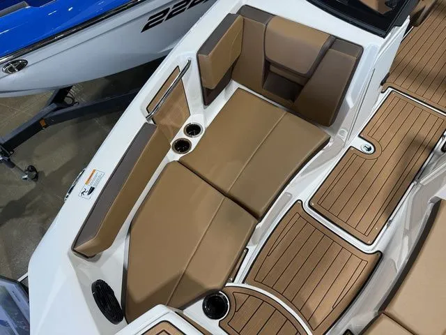 Slide: The Image of Yamaha 222SD 2025 - 32