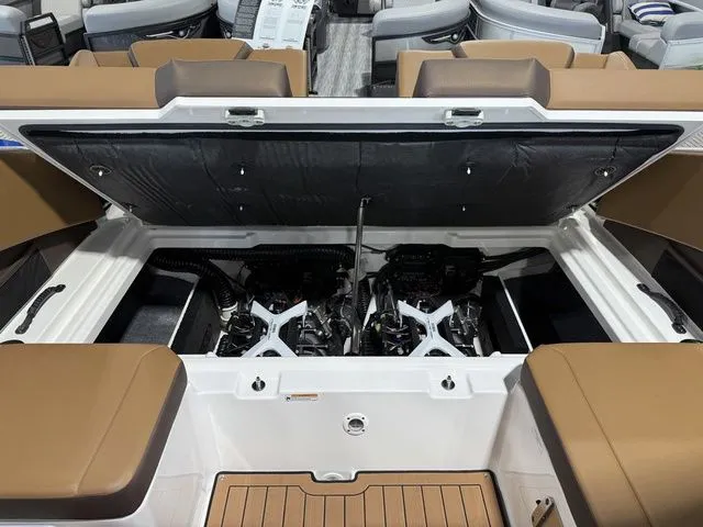 Slide: The Image of Yamaha 222SD 2025 - 10