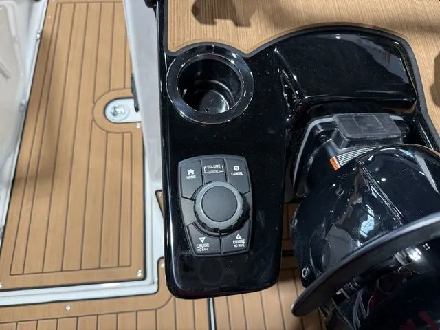 Slide: The Image of Yamaha 222SD 2025 - 23