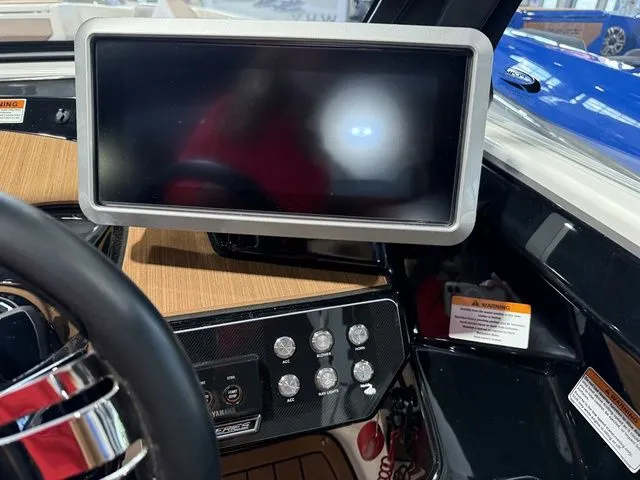 Slide: The Image of Yamaha 222SD 2025 - 24