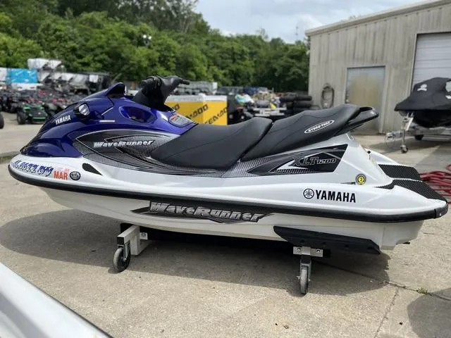 Slide: The Image of Yamaha XLT1200 2002 - 3