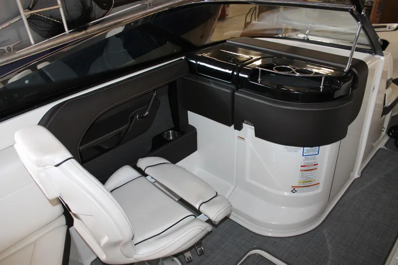 Slide: The Image of Interior of 2018 Sea Ray 280 SLX boat with seating and console. - 21