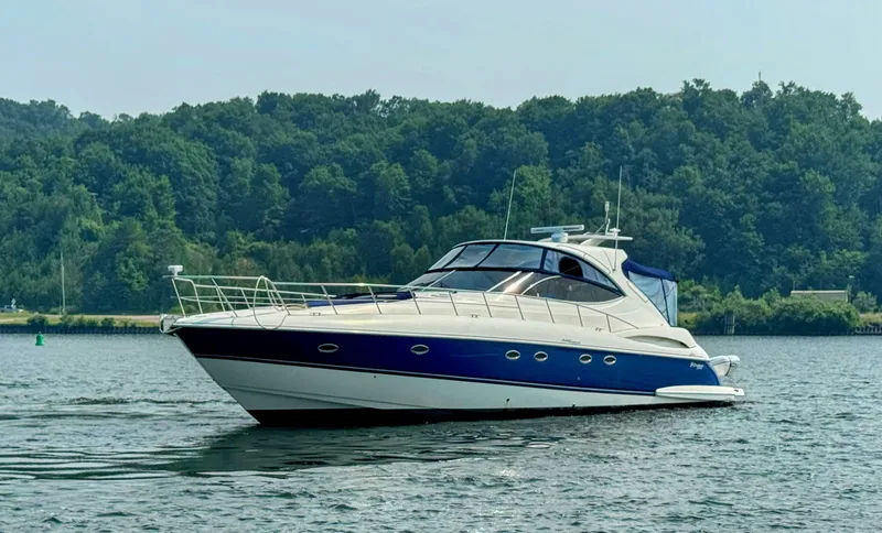 Slide: The Image of Cruisers 540 Express 2005 - 7