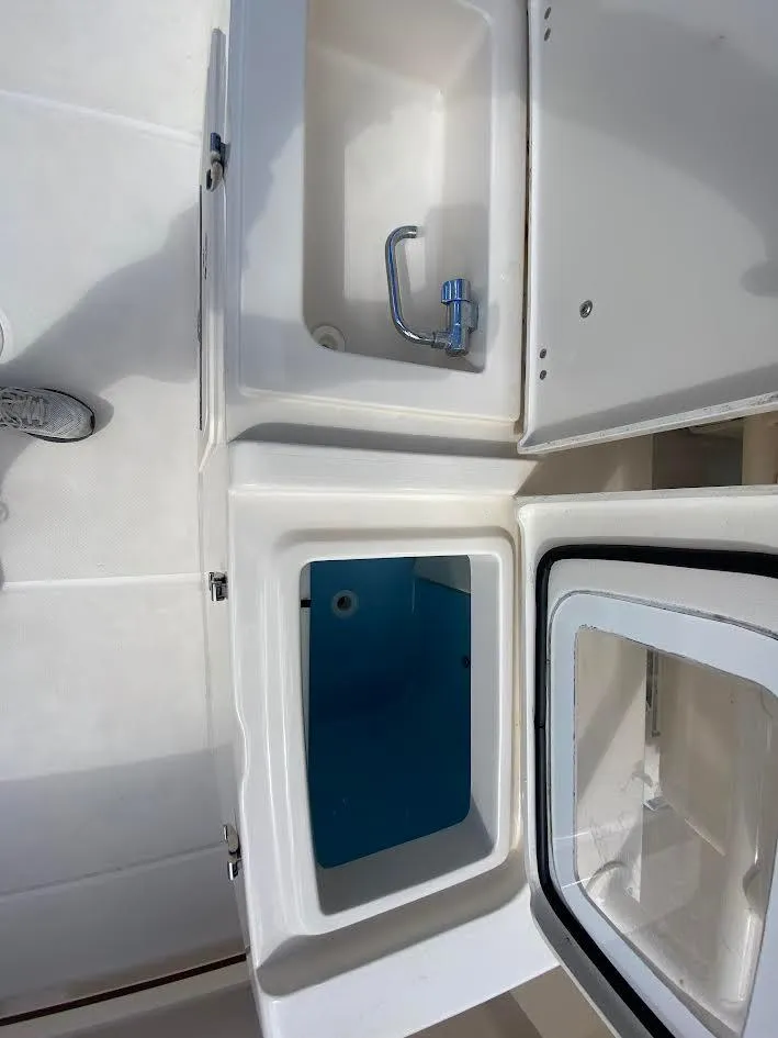 Slide: The Image of Grady-White Canyon 376 2020 - 17