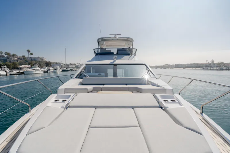 Slide: The Image of Azimut 60 2020 - 103