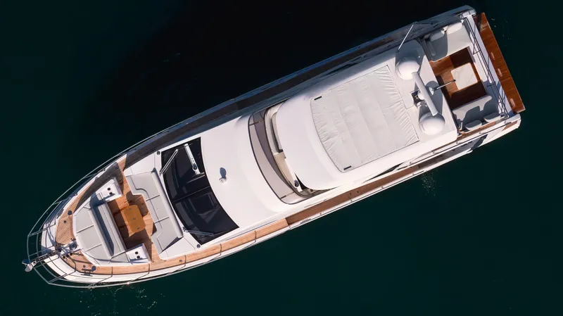 Slide: The Image of Azimut 60 2020 - 18