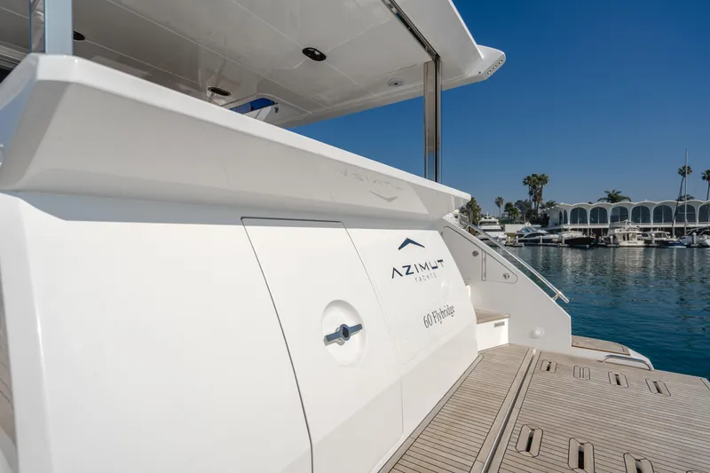 Slide: The Image of Azimut 60 2020 - 93