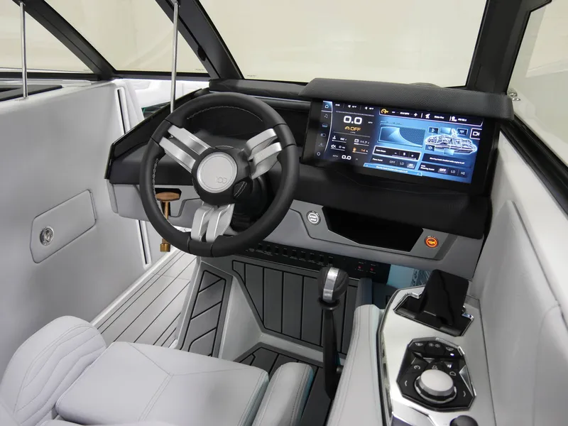 Slide: The Image of Nautique G23 2025 - 12