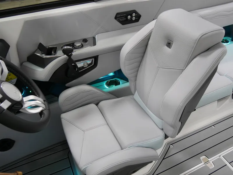 Slide: The Image of Nautique G23 2025 - 14