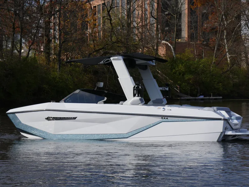 Slide: The Image of Nautique G23 2025 - 23