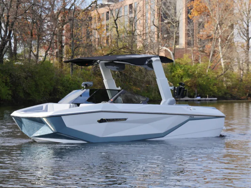 Slide: The Image of Nautique G23 2025 - 26