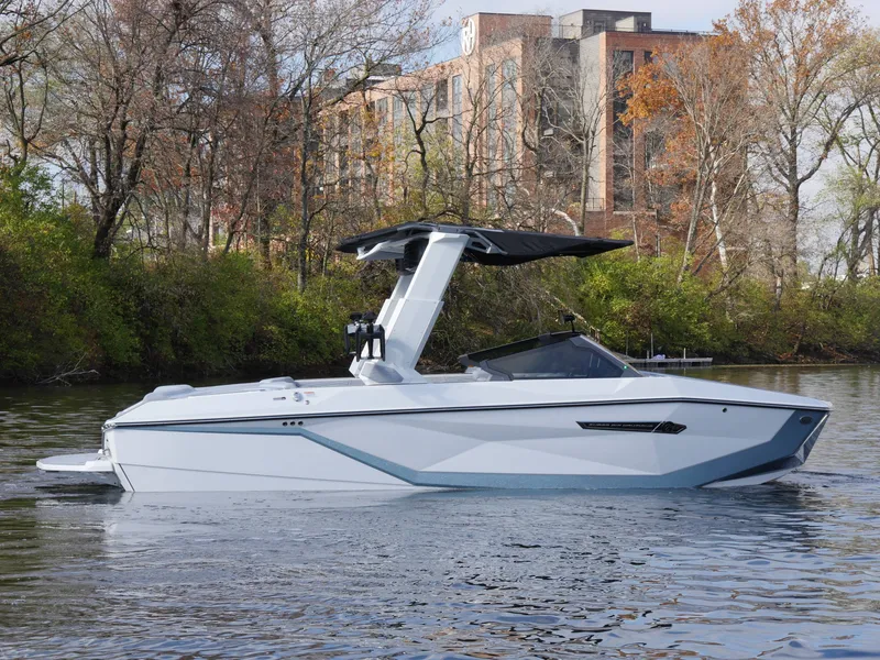 Slide: The Image of Nautique G23 2025 - 29