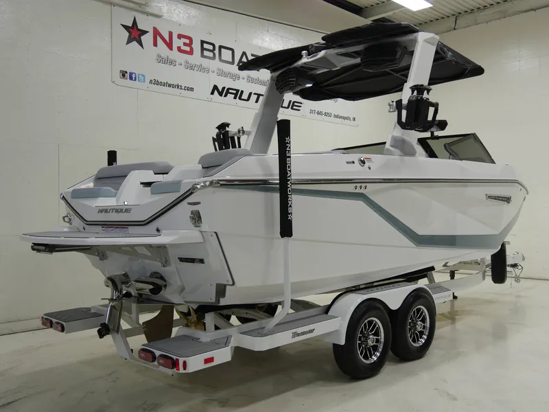 Slide: The Image of Nautique G23 2025 - 3