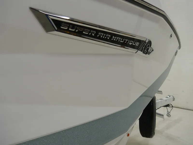 Slide: The Image of Nautique G23 2025 - 4