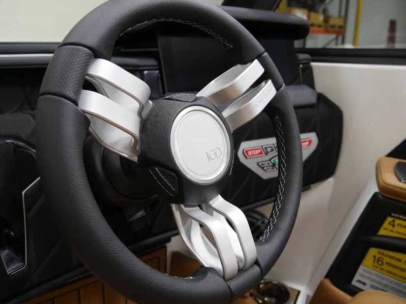 Slide: The Image of Nautique Super Air Nautique S23 2025 - 12