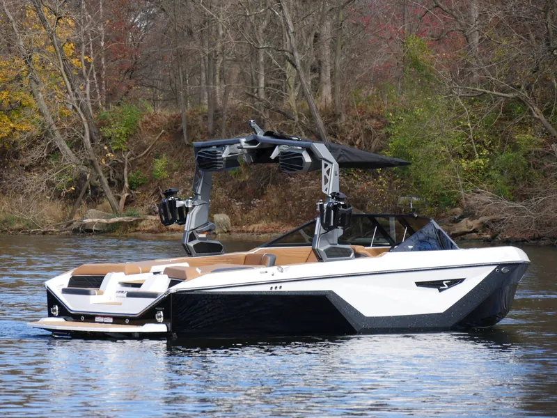 Slide: The Image of Nautique Super Air Nautique S23 2025 - 30