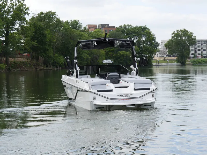 Slide: The Image of Nautique Super Air Nautique G21 2025 - 26