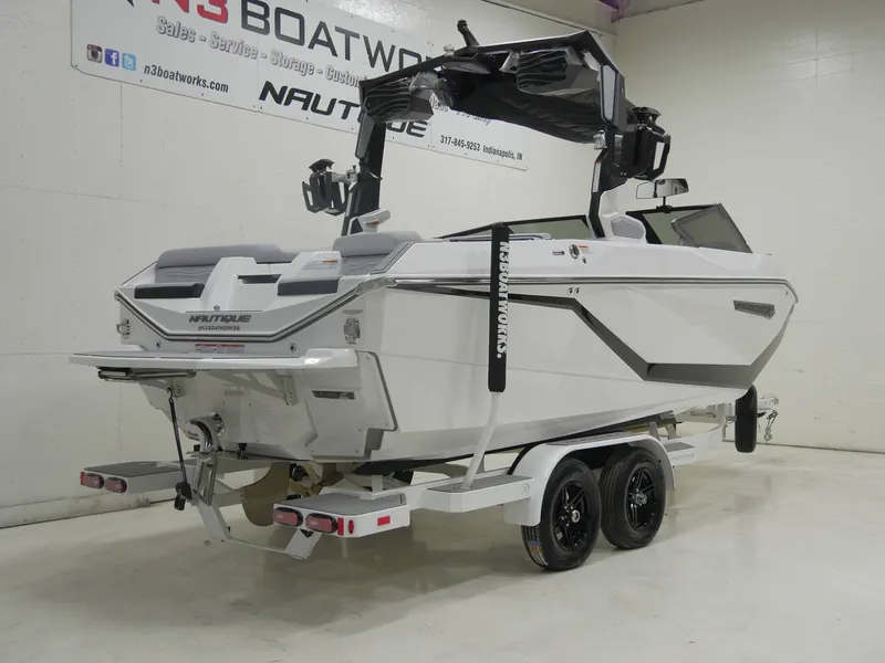 Slide: The Image of Nautique Super Air Nautique G21 2025 - 3