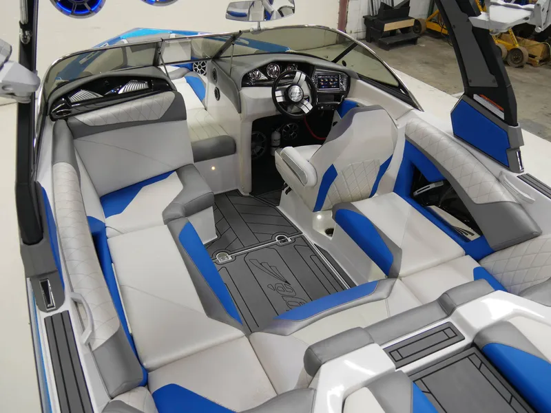 Slide: The Image of Tigé Z1 2017 - 10