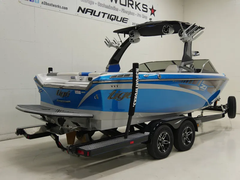 Slide: The Image of Tigé Z1 2017 - 3