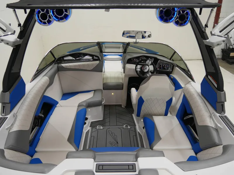 Slide: The Image of Tigé Z1 2017 - 8