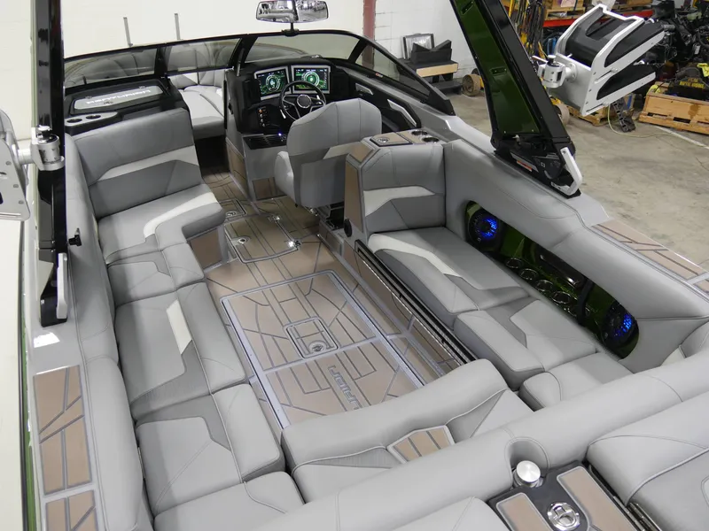 Slide: The Image of Centurion Ri245 2021 - 10