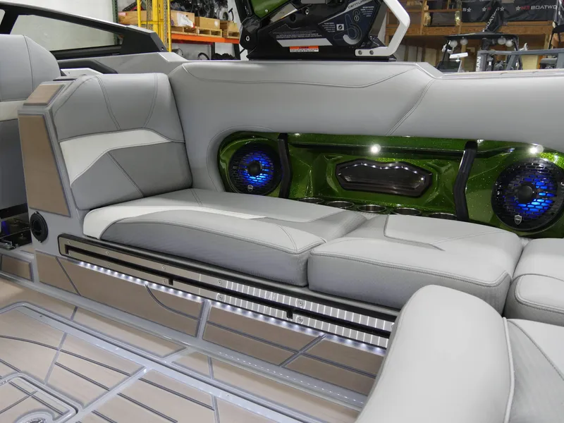 Slide: The Image of Centurion Ri245 2021 - 12