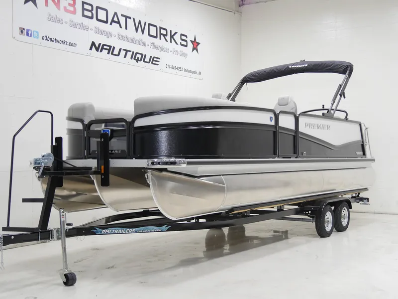 Slide: The Image of Premier 250 Solaris RL 2024 - 6