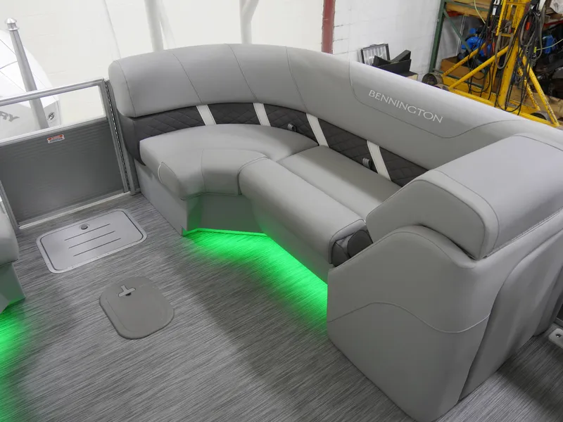 Slide: The Image of Bennington SX25 2021 - 12