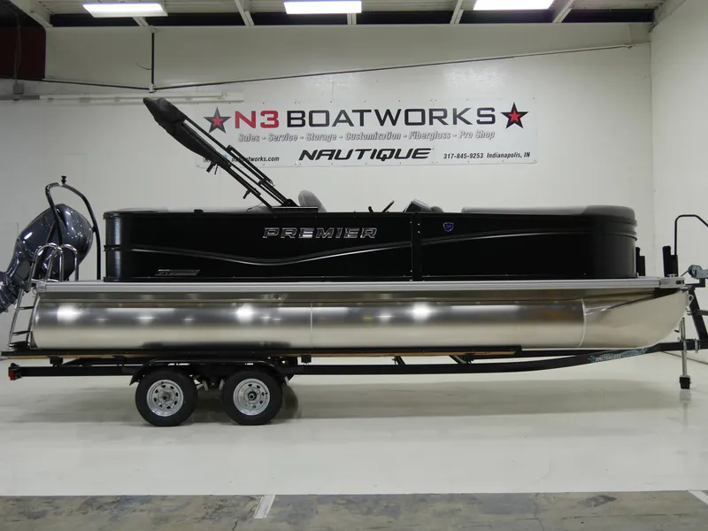 The Image of Premier 220 Sunscape RF XLC 2025 - 1