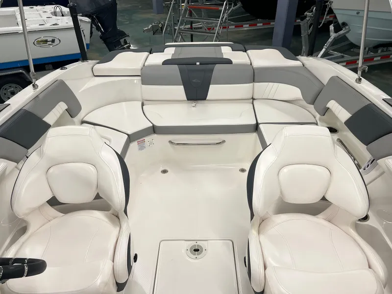 Slide: The Image of Chaparral 23 SSi 2021 - 11