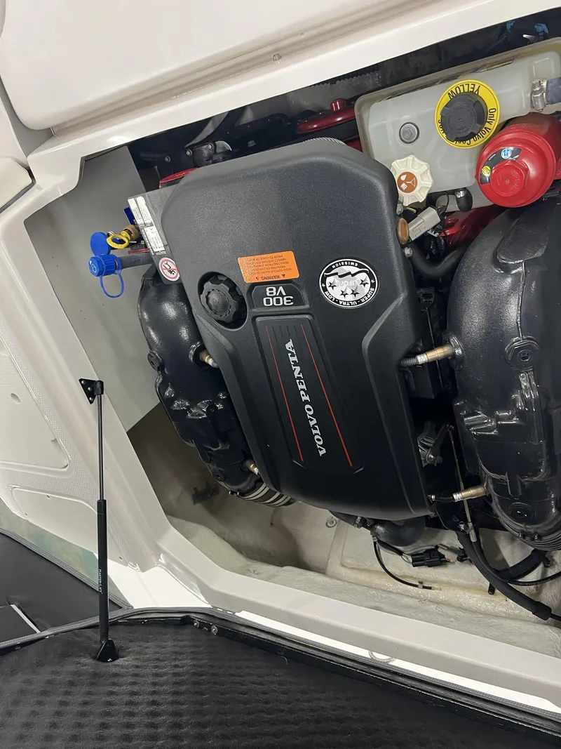 Slide: The Image of Chaparral 23 SSi 2021 - 5