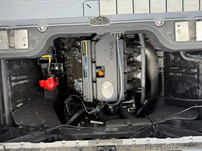 Slide: The Image of Sea-Doo SWITCH SPORT 18' 230HP 2023 - 36