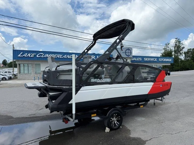Slide: The Image of Sea-Doo SWITCH SPORT 18' 230HP 2023 - 4