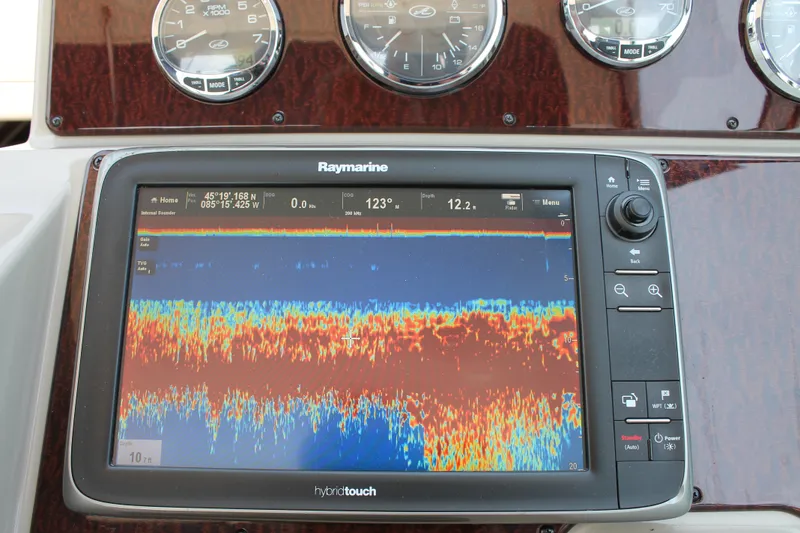 Slide: The Image of Sea Ray Sundancer 330 2012 - 72