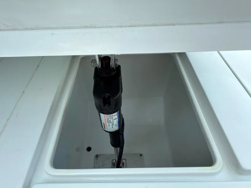 Slide: The Image of 2023 Contender 30 Tournament boat compartment with hydraulic mechanism. - 34