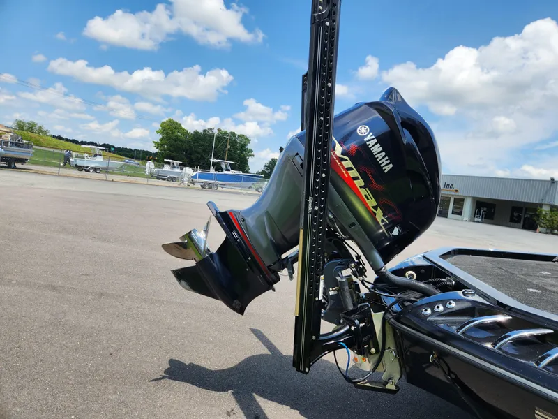 Slide: The Image of Ranger Z520C 2014 - 3