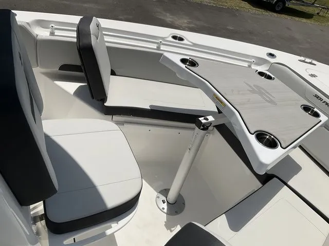 Slide: The Image of Sea Pro 225FLX Sandbar 2026 - 22