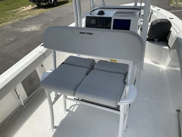 Slide: The Image of Sea Pro 225FLX Sandbar 2026 - 25