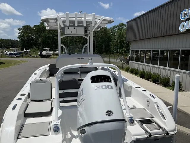 Slide: The Image of Sea Pro 225FLX Sandbar 2026 - 8