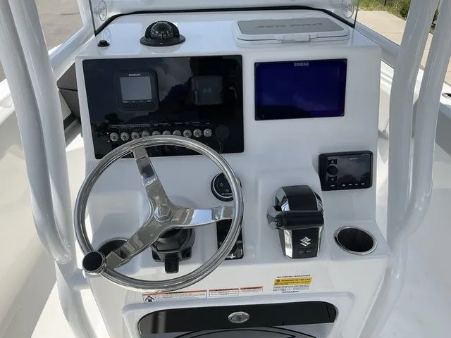 Slide: The Image of Sea Pro 225FLX Sandbar 2026 - 9