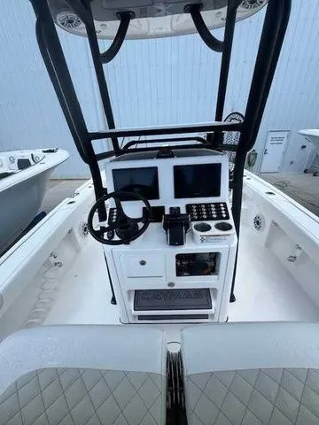 Slide: The Image of Caymas 28HB TWIN 2022 - 17